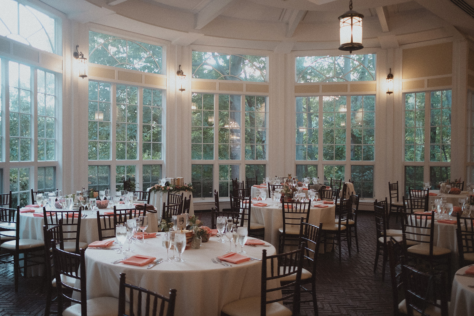 Tupper manor beverly ma wedding cost | Beachweddingtips.com