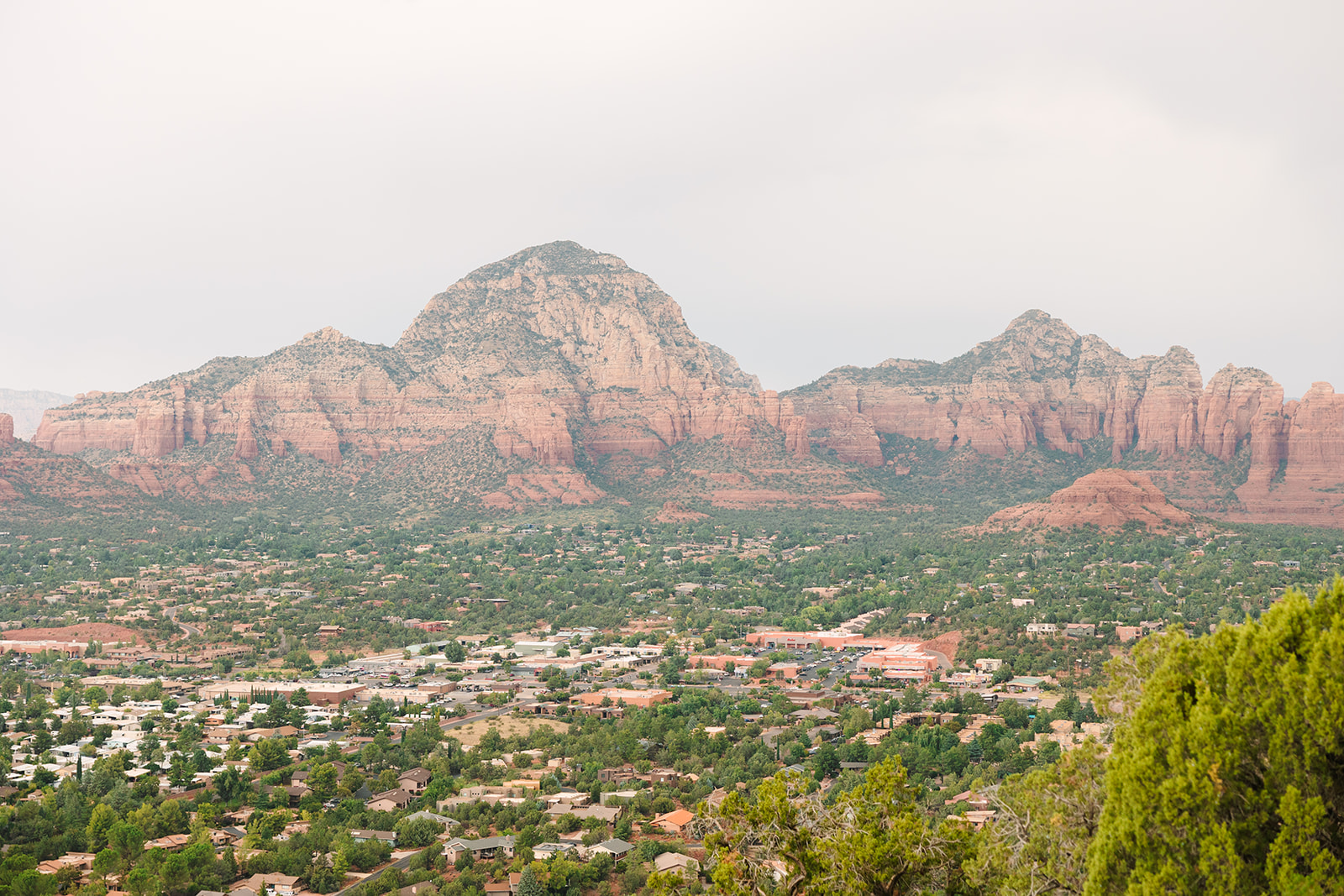 view of the sedona red rock skyline